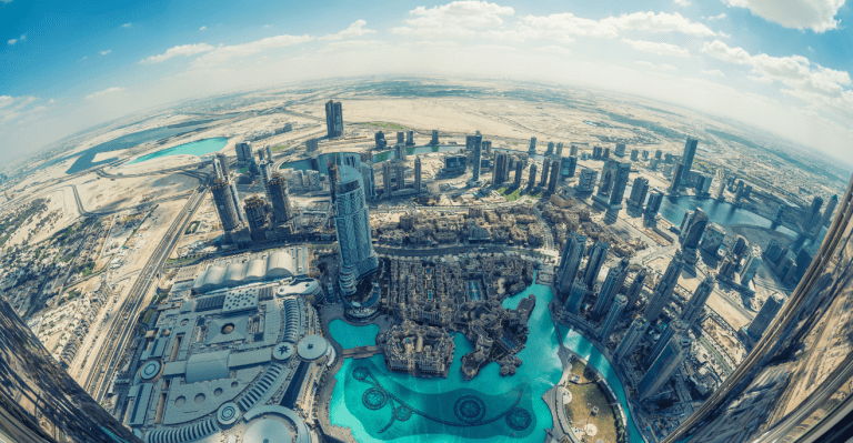 Dubaj  – Zaujímavosti a fakty o modernom, luxusnom ale miestami aj zvláštnom meste v Spojených Arabských Emirátoch