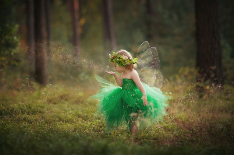 Fotografka vyrába kostýmy pre svoje deti a tvorí magické scenérie