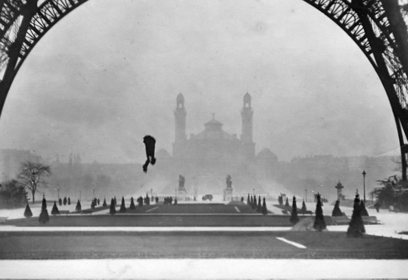 Franz Reichelt fatal parachute jump 1912
