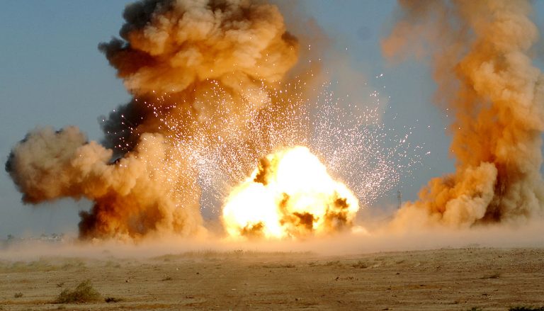 Príslušník ISIS sa odpálil priamo pri svojich nadriadených a zabil tak viacero veliteľov islamského štátu