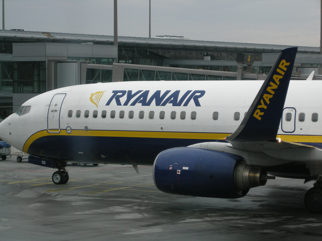Ryanair airplane by Aurelijus Valeiša Ryanair fotografia