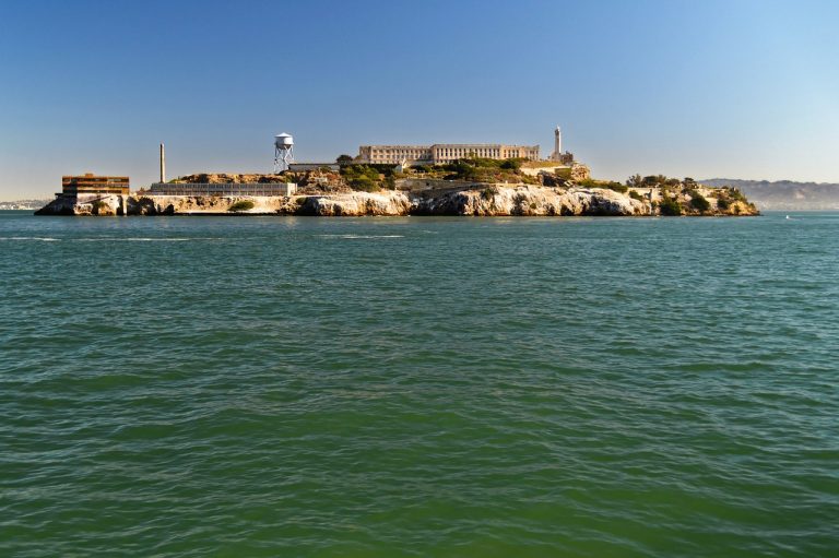 Väznica Alcatraz svojho času poskytovala ako jediná svojim väzňom teplú sprchu a malo to veľmi dôležitý význam