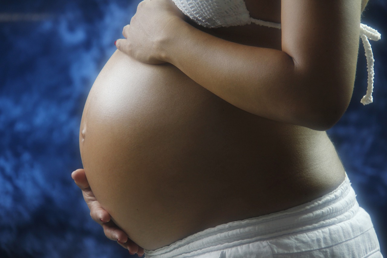 Photo by DigitalMarketingAgency pregnant fotografia