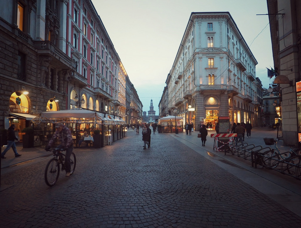 Via Dante, Milano by stefanjurca milan fotografia