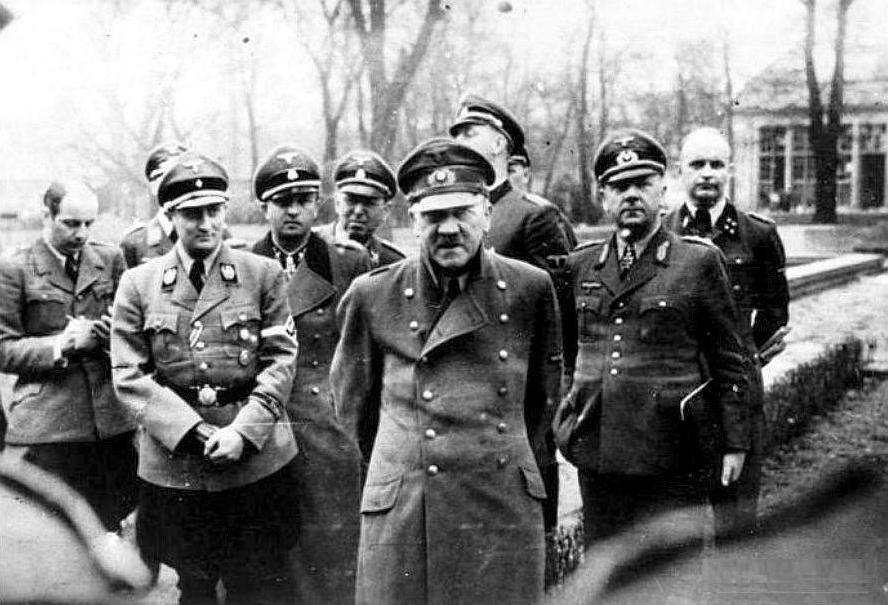 ADOLF HITLER by WWIIHITLERTHIRDREICHHISTORY hitler fotografia