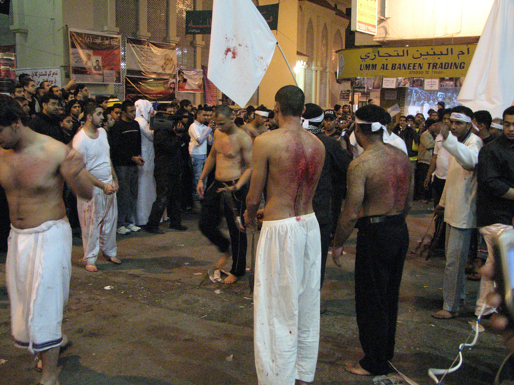 Astonishing display of self abuse by Pricey self-flagellation fotografia