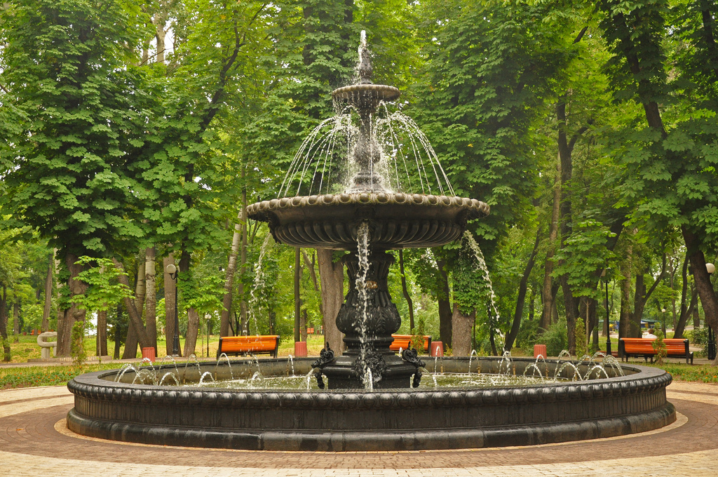 fountain in Mariinsky Park by Anosmia kiev park mariyinsky fotografia