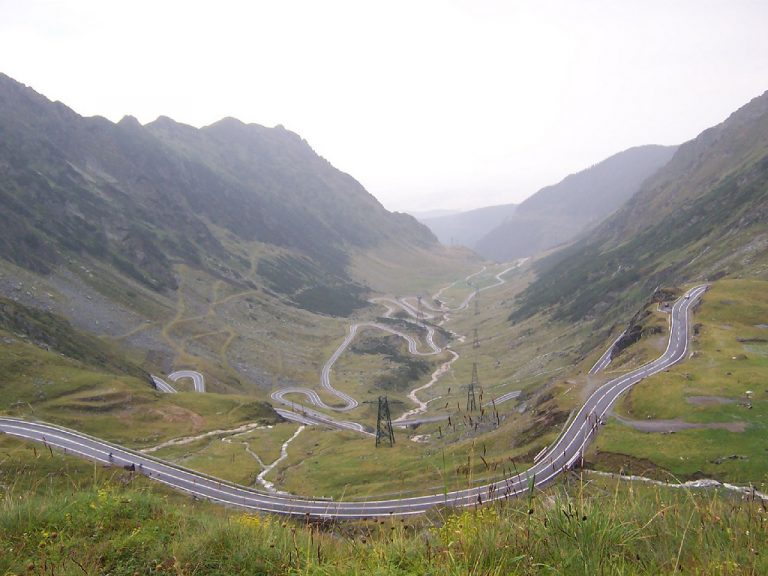 Považujú ju za najkrajšiu cestu na svete. Boli ste už na Transfagarasan?