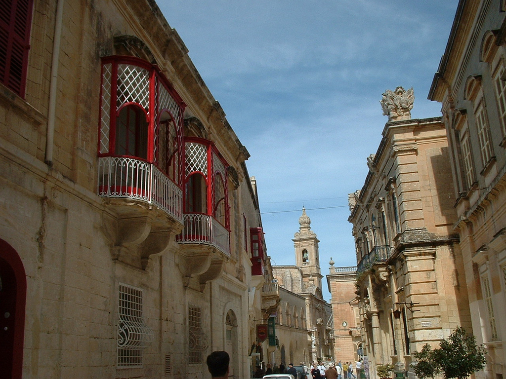 A Street in Mdina - Malta by oatsy40 malta mdina fotografia