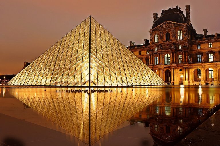 Urobte si predlžený víkend v Paríži len za cenu spiatočných leteniek 29€, priamo z Bratislavy!