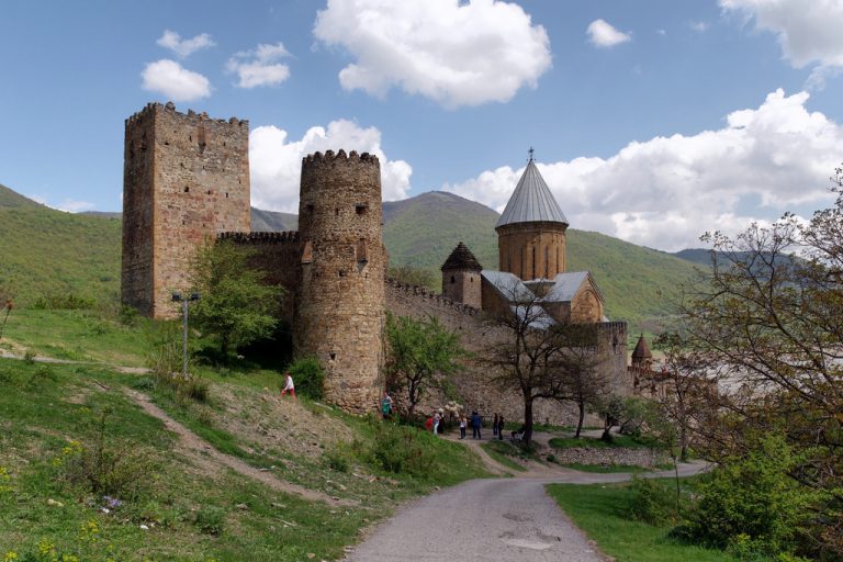 Gruzínsko je taká nádherná krajina, ako je aj nedocenená. Pozrite sa, čo všetko ponúka