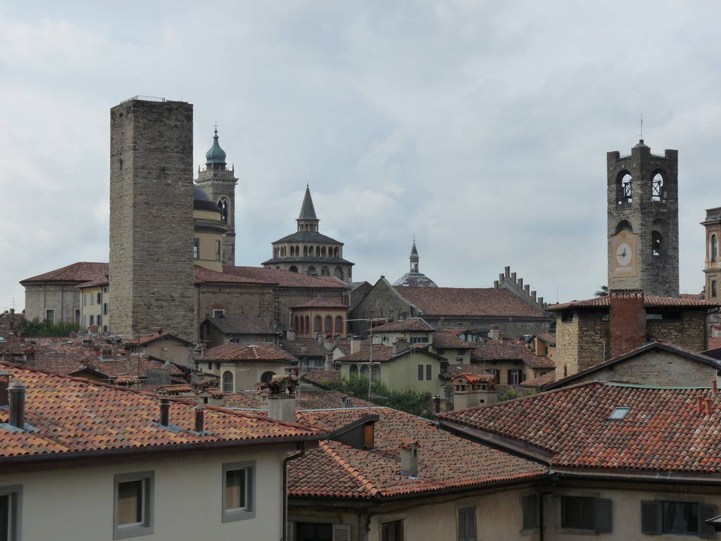 Basilica Santa Maria Maggiore, Rooftops, Bergamo by Mr Allan Parsons bergamo Basilica di Santa Maria Maggiore fotografia