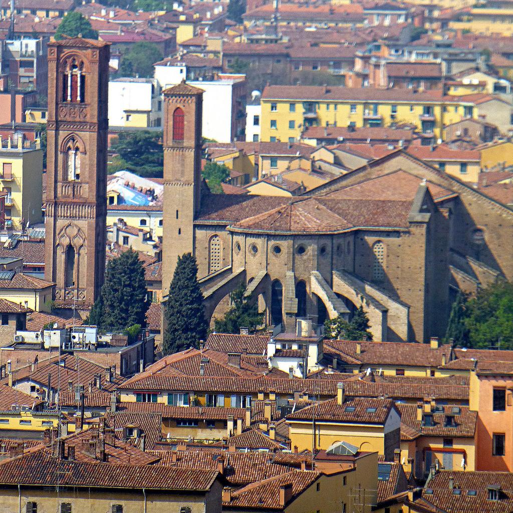Bologna, Italia by pom'. bologna fotografia