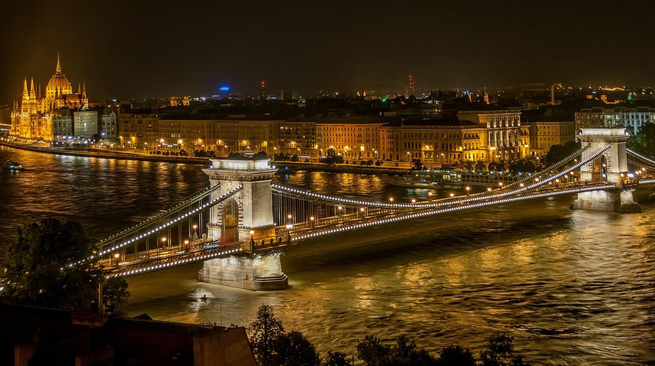 Photo by blizniak Budapest fotografia