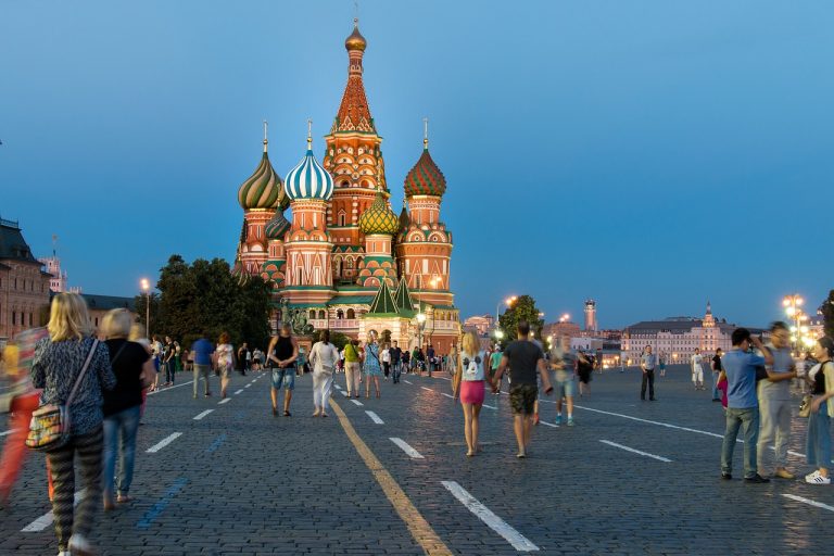 Zaujímavosti: Moskva má najviac miliardárov na svete a je taká veľká, že by sa pokojne mohla stať krajinou. Dozviete sa ešte viac