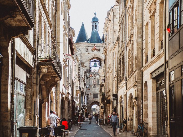 Vyrazte si za zážitkami do Bordeaux za cenu spiatočných leteniek 35€! A s Ryanairom