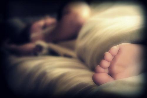 19/365 - Toes ain't always cute. by BLW Photography bad sleep fotografia