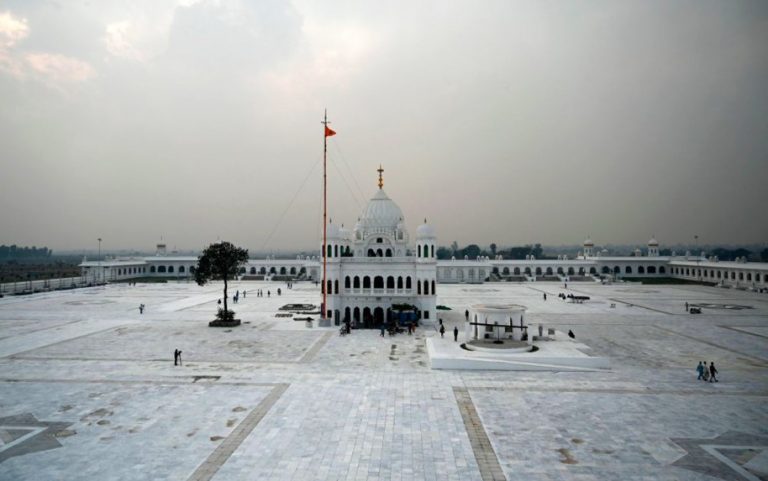 Historický mierový koridor spájajúci Sikhské chrámy v Indii a Pakistane otvorili po 72 rokoch!