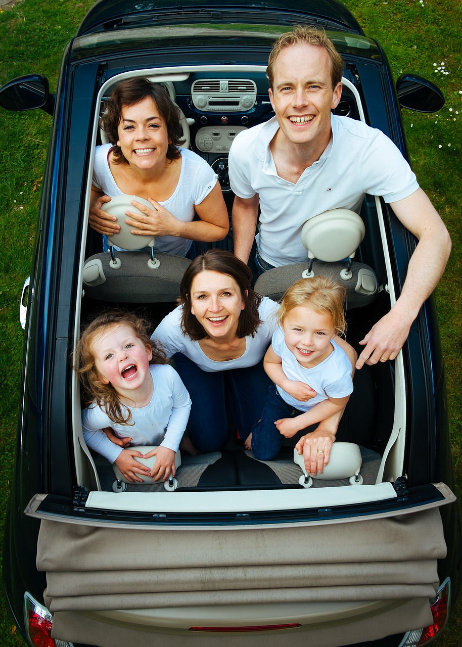 Photo by tookapic children and parents fotografia
