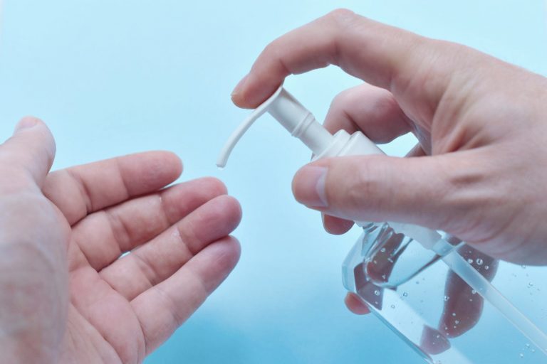 Majú niekde dezinfekciu na predaj? Značky ako Dettol alebo Sanytol už nie sú skladom – Stavte na zahraničie !