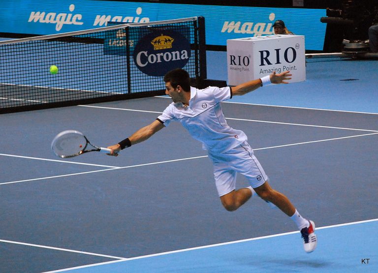 Vedenie Australian Open rozhodlo: Turnaja sa nezúčastnia nezaočkovaní hráči. Účasť Novaka Djokoviča je z toho dôvodu naďalej otázna.
