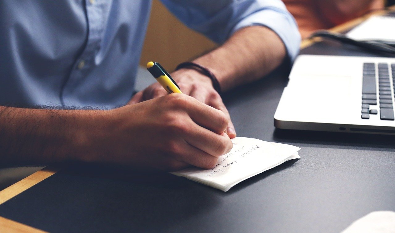 taking notes photo