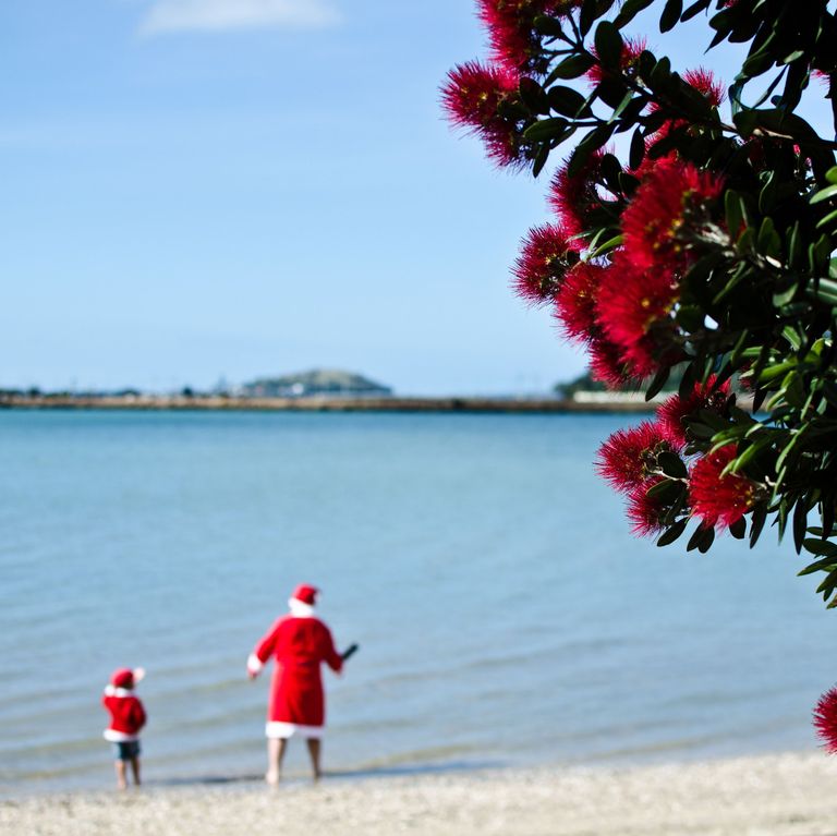 christmas traditions around the world beach 1636489377