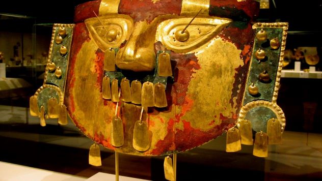 sican gold mask blood