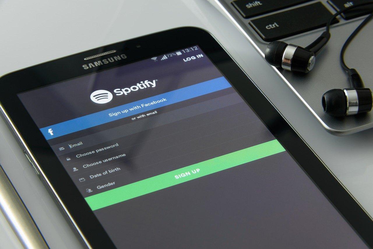 Photo by PhotoMIX-Company spotify photo