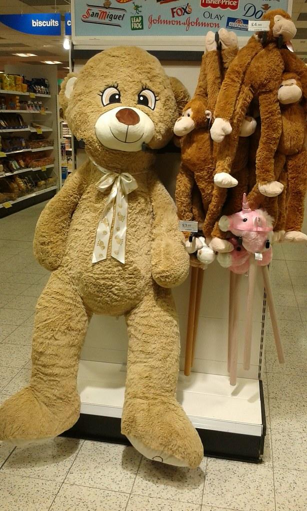 Big teddy bear by Rept0n1x big teddy bear photo