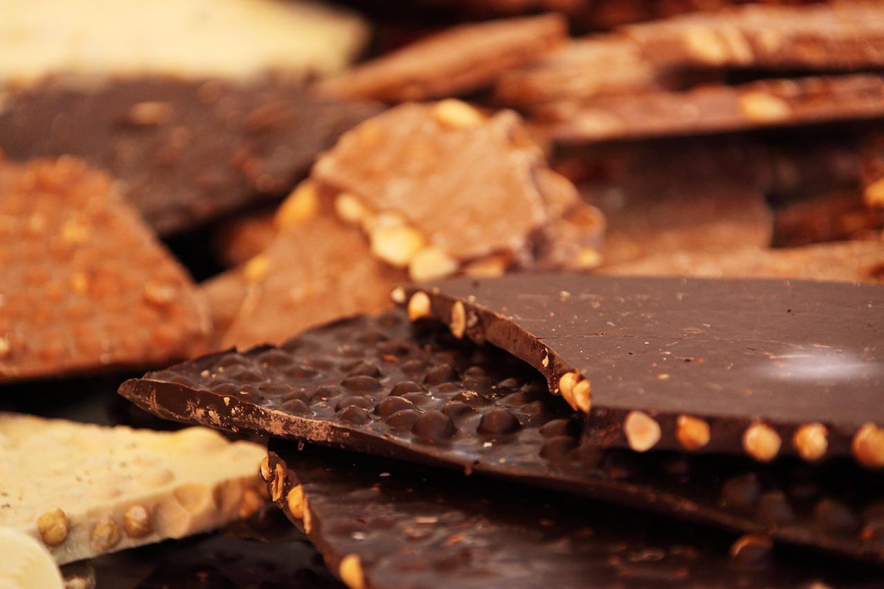 Photo by PublicDomainPictures nut chocolate photo