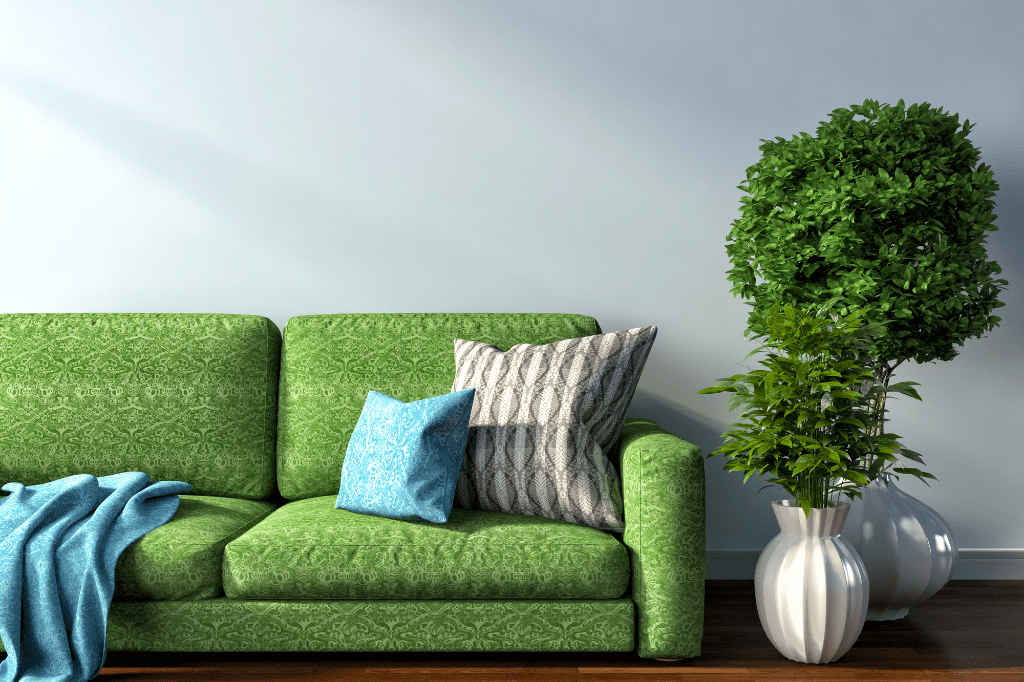 zelená sedačka v obývačke