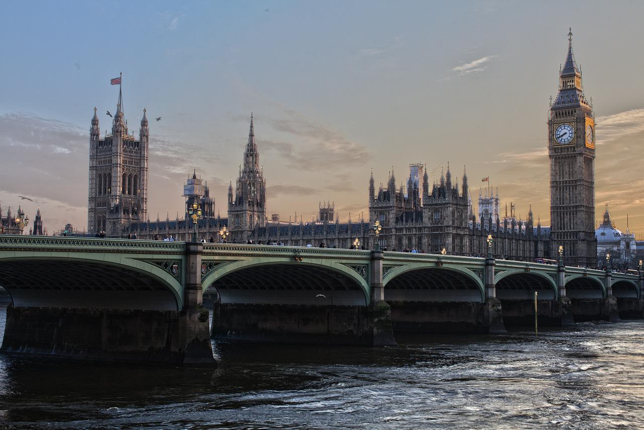 Photo by derwiki london photo
