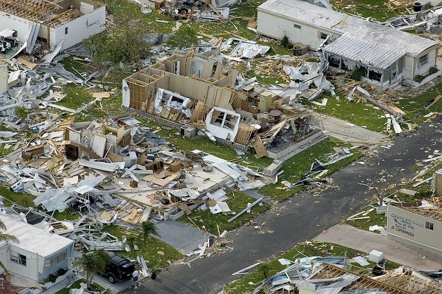 Photo by WikiImages disaster photo