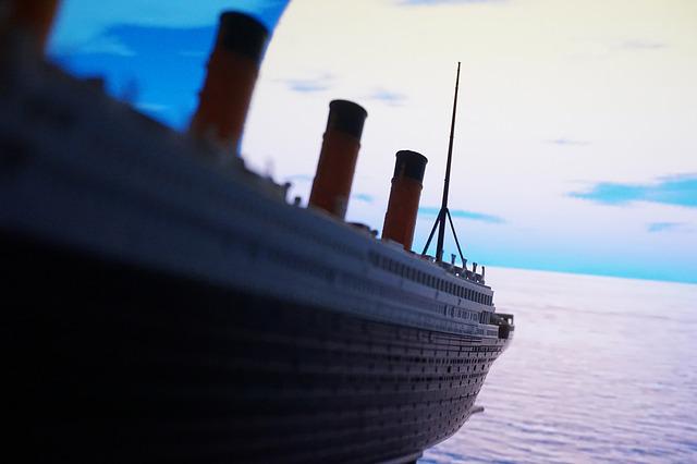 Photo by funnytools titanic photo
