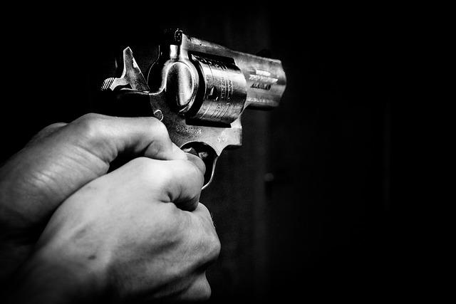 Photo by Skitterphoto guns photo