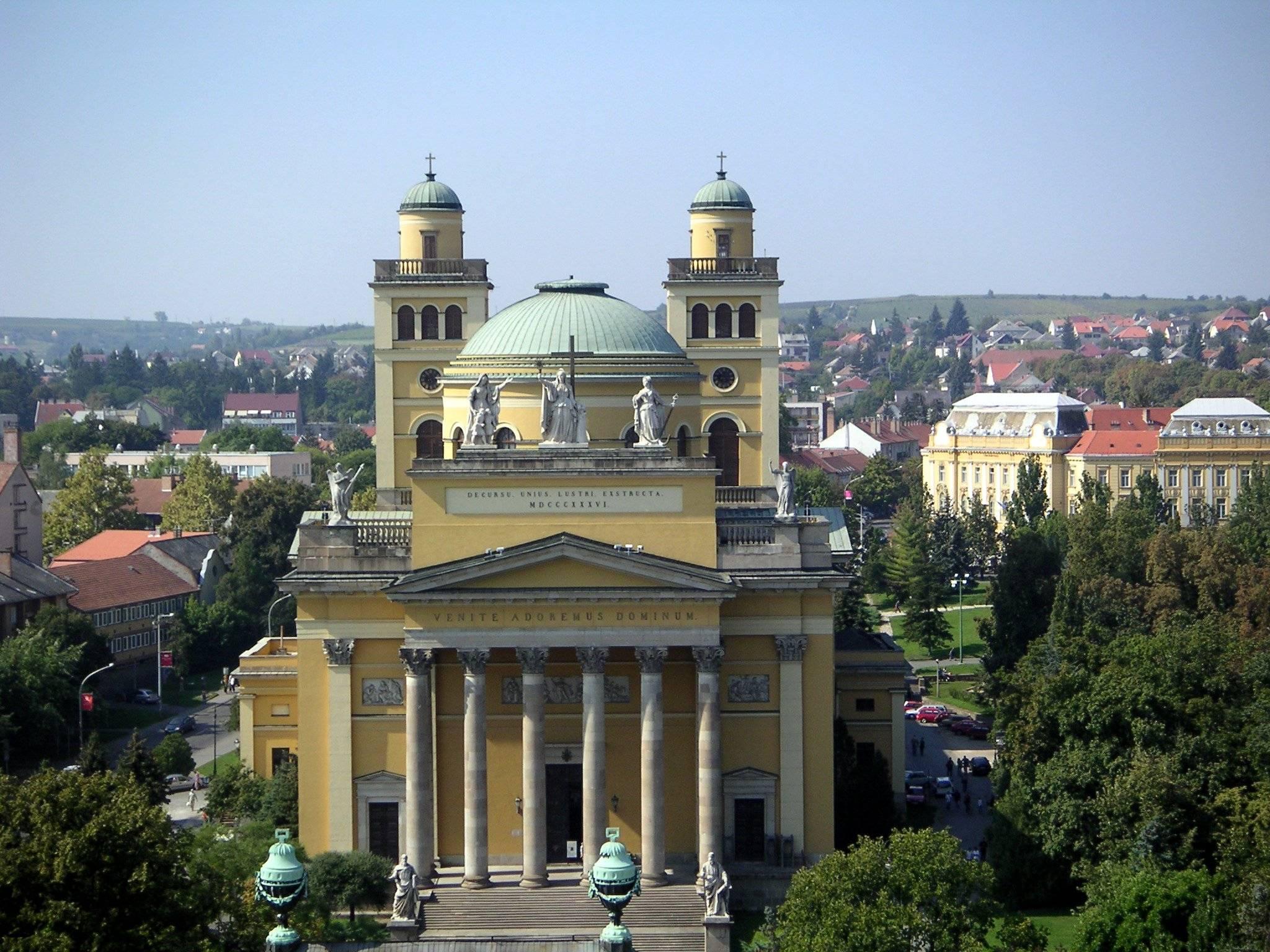 Hungary Eger Basilica 2