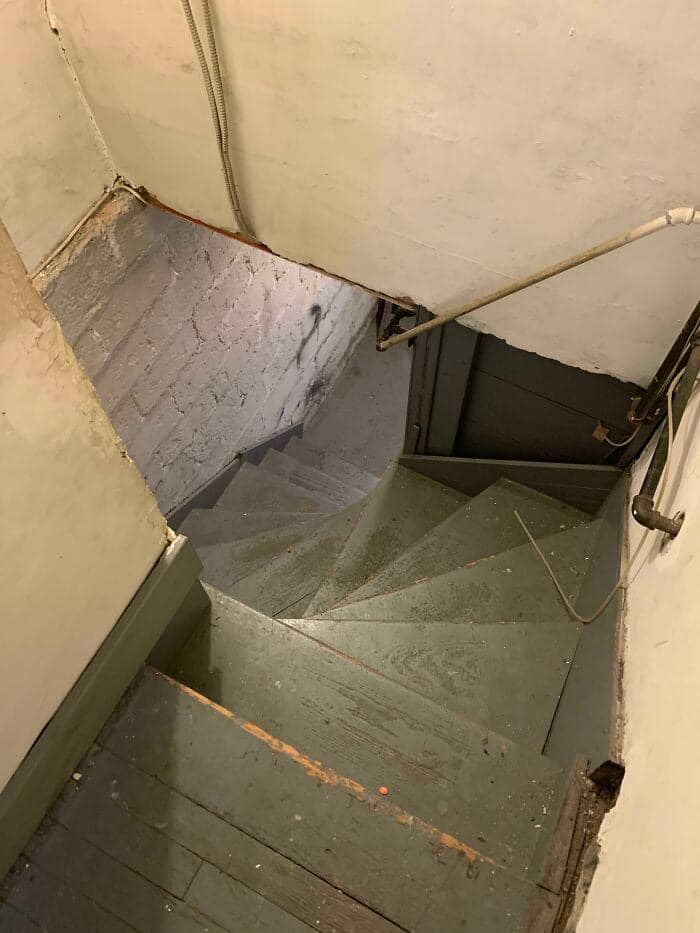 scary stairs pics 42 636cb4ac283b1 700