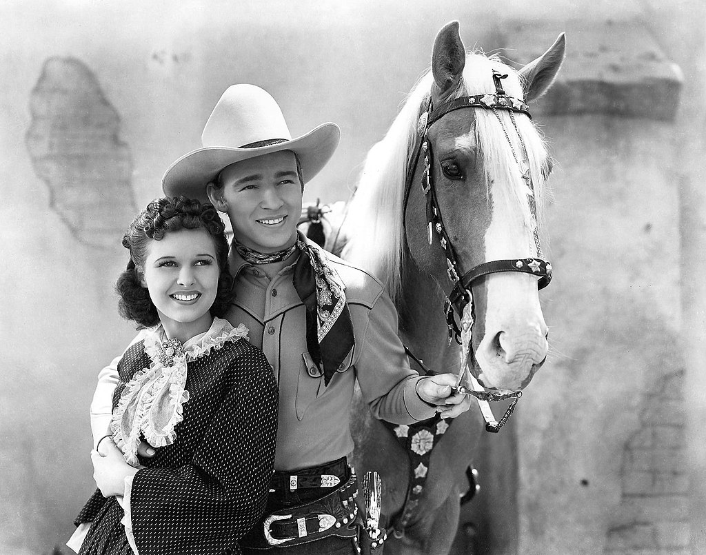 Lynne Roberts Roy Rogers in Billy the Kid Returns