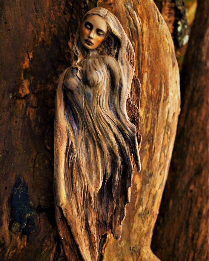 Artist uses driftwood to create stunning sculptures New Pics 641065f1ed9a2 700