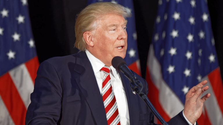Trump odhalil aké má plány, ak vyhrá voľby: „Prepustím ľudí uväznených za útok na Kapitol a uzavriem hranice!“