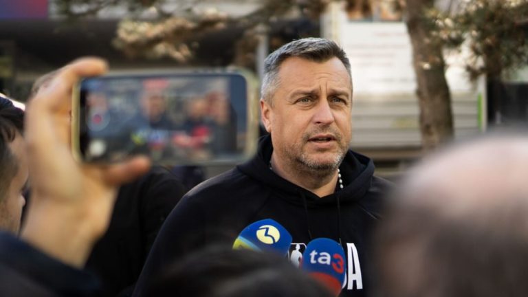 Chcete komentovať? Pošlite občiansky! Andrej Danko ukázal, ako chce regulovať diskusie na internete