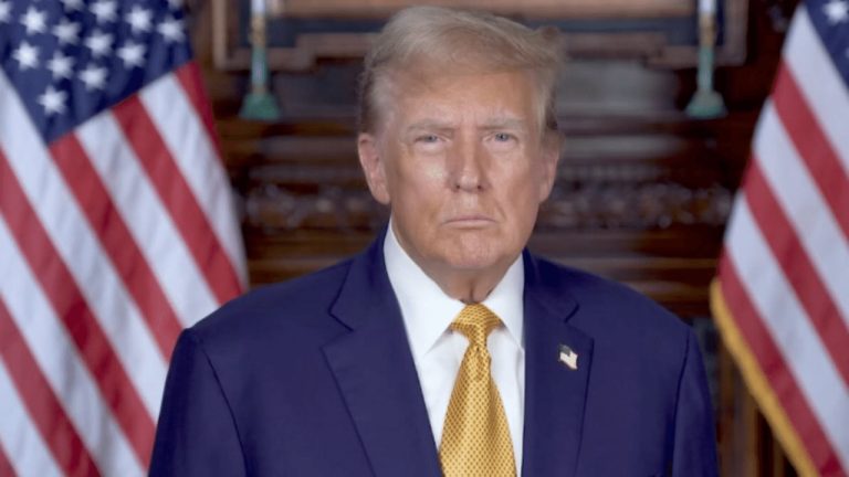 Prvý odsúdený americký prezident! Donaldovi Trumpovi hrozia 4 roky väzenia