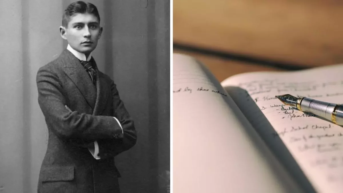 Muž v obleku na historickej fotografii vedľa denníka s perom otvoreným na zápise.