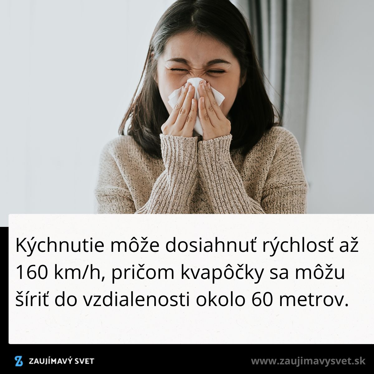 Žena kýchajúca s použitím vreckovky, kýchací text o rýchlosti a vzdialenosti kvapôčok.