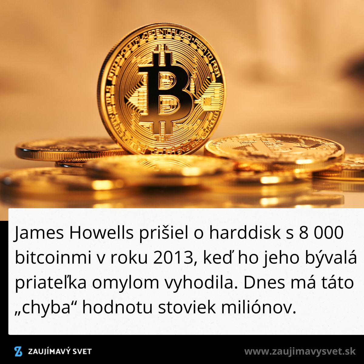 Zlatá bitcoin minca na hromade mincí symbolizuje stratené kryptomeny v hodnote miliónov.
