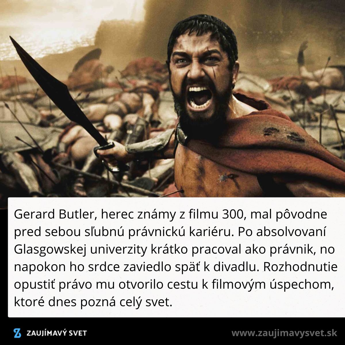 Scéna bitky s hrdinom v zbroji z filmu 300, pripravený bojovať s mečom v ruke.