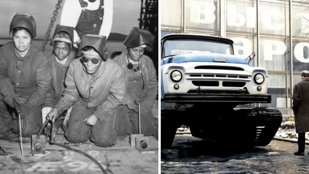 Pracovníci s ochrannými prilbami zvárajú; vedľa je nákladné auto na pásoch pred modernou budovou.