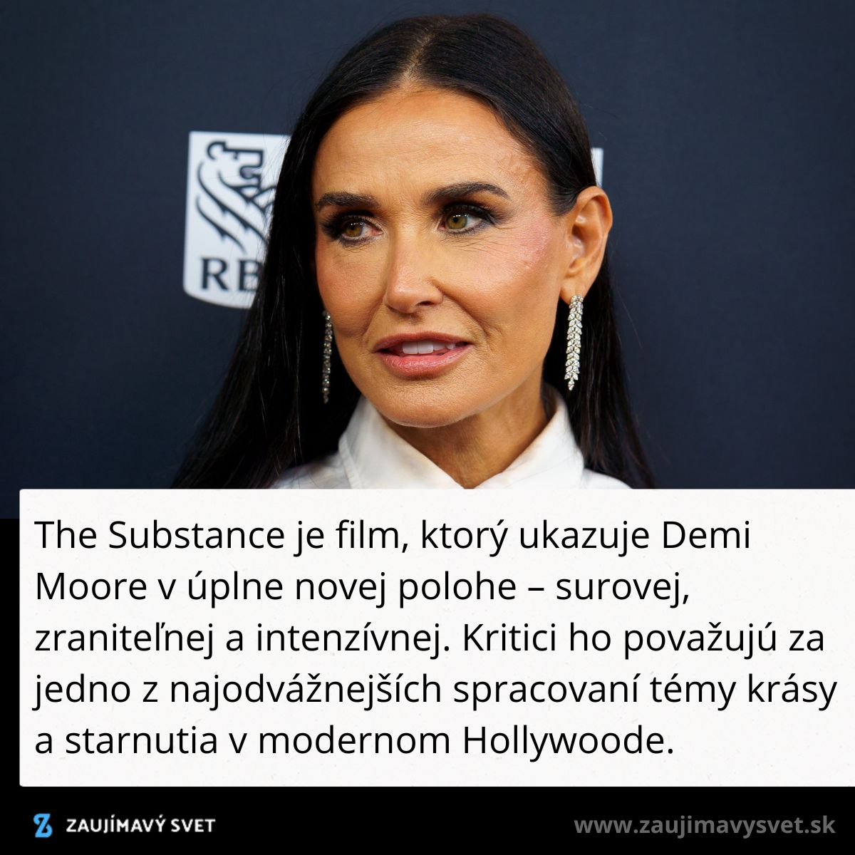 Neviem, kto je na obrázku, ale vyniká moderným vzhľadom a elegantnými doplnkami na červenom koberci.