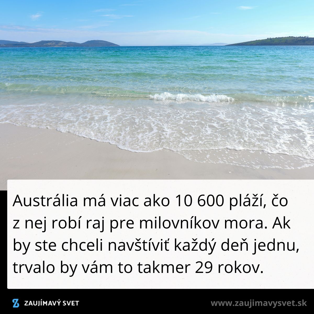 Pláž s jemným pieskom a tyrkysovým morom v Austrálii, ideálny cieľ pre milovníkov mora.